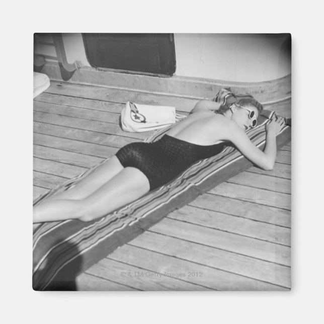 Íman Mulher Sun Tanning (Frente)