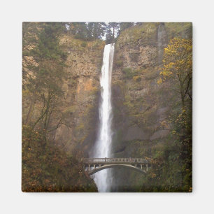Íman Multnomah Falls, OU