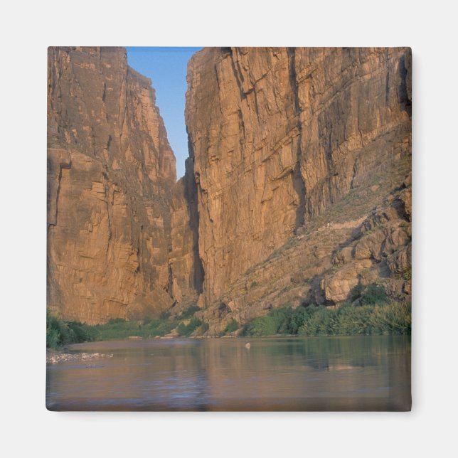 Íman NA, EUA, Texas, Parque Nacional Big Bend. Rio (Frente)