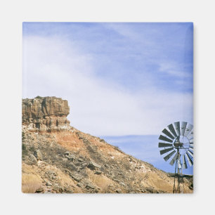 Íman NA, EUA, Texas Windmill e penhascos de Palo Duro