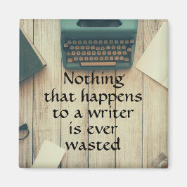 Íman Nada que aconteça a um escritor é desperdiçado