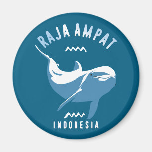 Íman Nadar com golfinhos em Raja Ampat