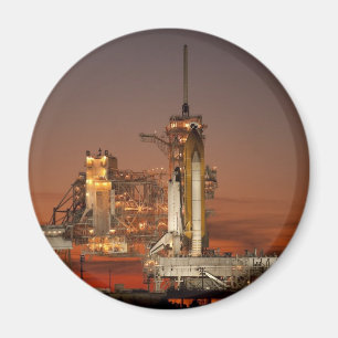 Íman NASA do lançamento do vaivém espacial de Atlanti