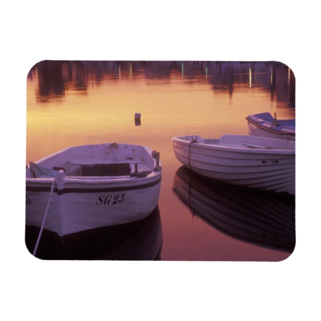 Íman Nascer do sol sobre o porto de Stari Grad com pesc (Horizontal)