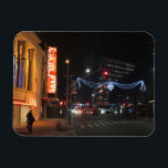 Íman Natal em Fotografia do Brooklyn NYC no Centro<br><div class="desc">Apresenta uma fotografia a cores original de luzes de férias na Fulton Street,  no centro Brooklyn,  NYC. Muitas outras fotografias e ilustrações de Nova Iorque também estão disponíveis neste compro. Não vê exatamente o que está procurando? Entre em contato com Rebecca para ter um produto personalizado só para você!</div>