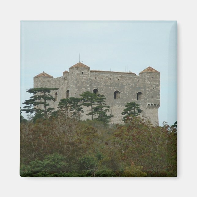 Íman Nehaj Castle (Frente)