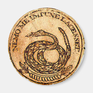 Íman Nemo me impune lacet