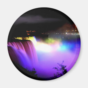 Íman Niagara-Queda-sob-projector-em-noite