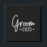 Íman Noivado De Casamentos Casados Do Groom Est 2025<br><div class="desc">Noivado De Casamento Casado Do Groom Est 2025 Preparando-Se</div>