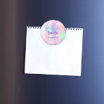 Íman Nome holográfico cor-de-rosa Doce 16<br><div class="desc">Para uma festa de aniversário Doce 16. Um fundo holográfico colorido em roxo,  rosa e verde-menta. Decorado com confete. Personalize e adicione uma data,  nome e idade. Pode ser usado como favoritos para festas ou como salvar a data,  para os convidados.</div>