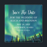 Íman Norte Luzes Aurora Borealis<br><div class="desc">Casamento elegante,  moderno,  trendy Aurora Borealis,  Imã salve a data. Luzes nortes,  Alasca. Você pode personalizá-lo com seus detalhes.</div>