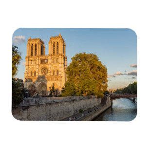 Íman Notre Dame de Paris na hora do Ouro - Paris, Franç