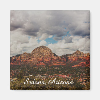 Íman Nuvens à medida que vão para Sedona