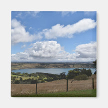 Nuvens sobre o lago de Gnotuk, Magnet