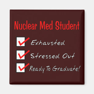 Íman O estudante nuclear do MED "apronta-se para