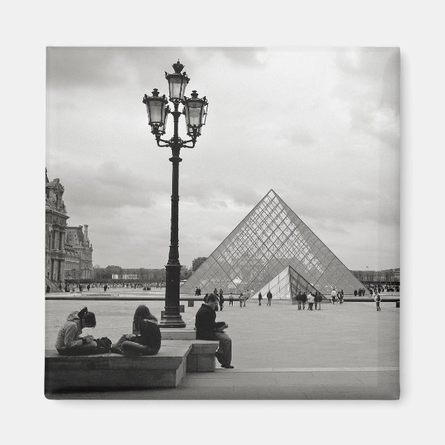 Íman O Magnet Da Pirâmide De Vidro Do Louvre (Frente)