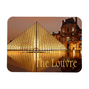 Íman O museu na noite, Paris do Louvre, France