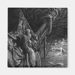 Íman O navegador olha nas serpentes no oceano