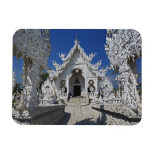 Íman O novo templo todo branco de Wat Rong Khun em