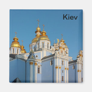 Íman O ouro lida de St Michael na catedral em Kiev