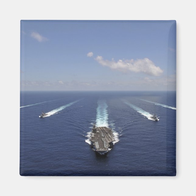 Íman O porta-aviões USS Abraham Lincoln (Frente)