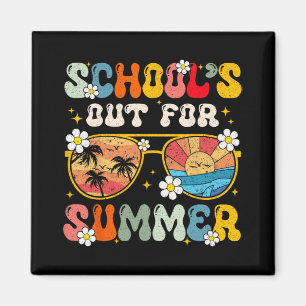 Íman O último dia da escola está fora para o verão.
