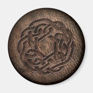 Íman Ornamento celta gravado no couro