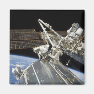 Íman Os astronautas executam uma série de tarefas