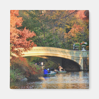 Íman Outono no Central Park: Boateiras pela Ponte Arco