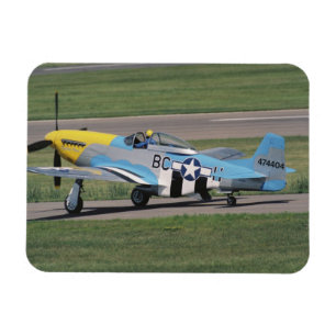 Íman P-51 D norte-americano Dazzling Donna no