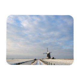 Íman Paisagem de inverno com neve e moinho de vento na