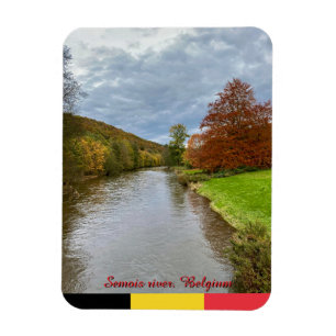 Íman paisagem do rio Semois em Bouillon, Bélgica viagem