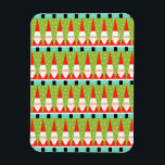 Íman Papais noeis Geométricos Retroativos Magnet Flexív<br><div class="desc">De qualquer jeito que você olha para ele, este Papais noeis geométricos, o ímã flexível é pura fantasia de feriado! São filas de Santas. Não, são fileiras de árvores de Natal. Não, são filas de Santas com a forma de árvores de Natal e fileiras de árvores de Natal verdes e...</div>