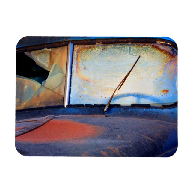 Íman Para-brisa de um velho caminhão enferrujado (Horizontal)