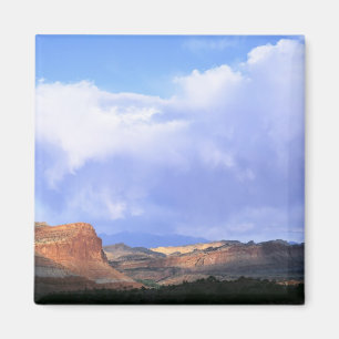Íman Parque Nacional Capitol Reef, Utah. EUA. Cumulus