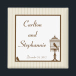 Íman Pássaros do Amor Tan/Brown Wedding Magnet<br><div class="desc">Os ímãs personalizados quadrados de 2"x2" são impressos em alta qualidade e com cores vibrantes. Perfeito para anúncios de bebês, lembretes salvas da data, presentes para familiares e amigos, ou até mesmo anúncios de promocional de excelente para qualquer empresa. Coloque-os na geladeira, armário de arquivos, lavadora de louça ou sua...</div>