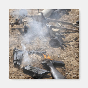 Íman Pedaços de armas inimigas foram legal