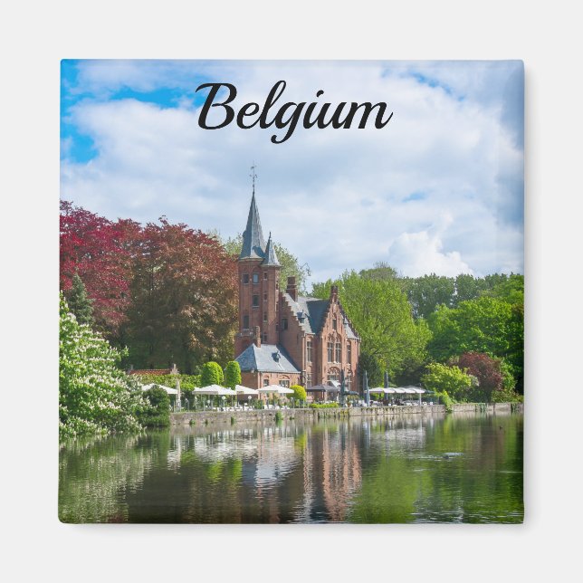 Íman Pequeno castelo perto do lago em Bruges, Bélgica (Frente)