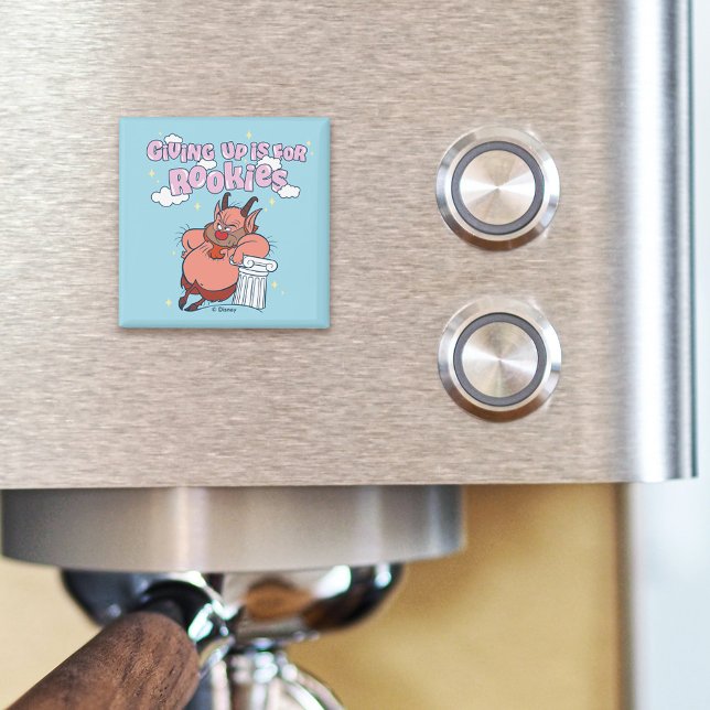 Íman Phil - Giving Up is for Rookies Magnet (Magnet simulated on coffee maker)
