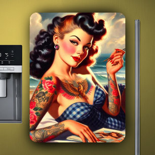 Íman Pin-up de Praia Tatuada Vintage
