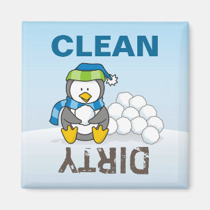 Íman Pinguim pequeno que senta-se com snowballs
