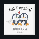 Íman Pinguim-recem casados, doação fofa personalizada<br><div class="desc">Faça seu casamento inesquecível com nosso charmoso imã de lembrança de casamento de pinguins! Estes magnatas deliciosos não são apenas favores de casamento, são guardas que seus convidados adorarão. Perfeito para amantes de pinguins e personalizável para adicionar seu próprio toque de amor para seu dia perfeito de casamento. #WeddingGiveaway #WeddingSouvenirs...</div>