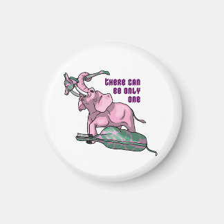 Íman Pinky ganha por TKO