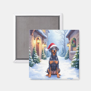 Íman Pinscher Alemão com Chapéu de Papai Noel no Pátio
