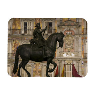 Íman Plaza Mayor com a estátua de Filipe III, Madrid,