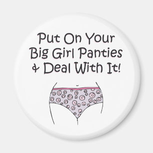 Íman Pnha sobre seus calcinhas grandes da menina e