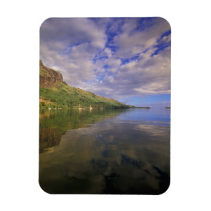 Íman Polinésia Francesa, Moorea. Cooks Bay. Navio de c