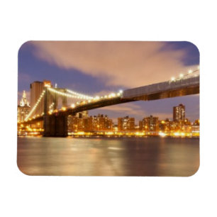 Íman Ponte de Brooklyn e Manhattan na noite