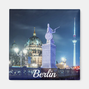 Íman Ponte de pedra perto da Catedral de Berlim, na Ale