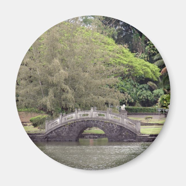 Íman Ponte do Parque Lili'uokalani (Frente)